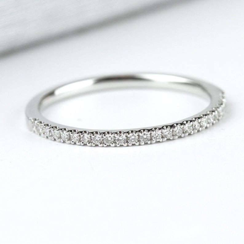 Classique Stackable Diamond Ring in White Gold